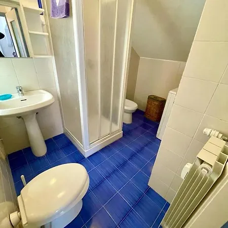 Blue Sky - Levanto, 5 Terre