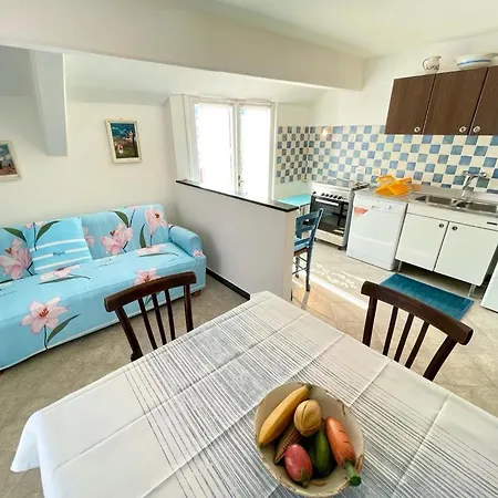 Blue Sky - Levanto, 5 Terre Apartamento