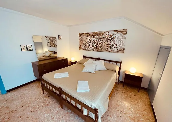 Blue Sky - Levanto, 5 Terre Levanto