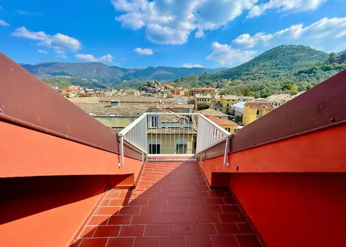 Blue Sky - Levanto, 5 Terre *